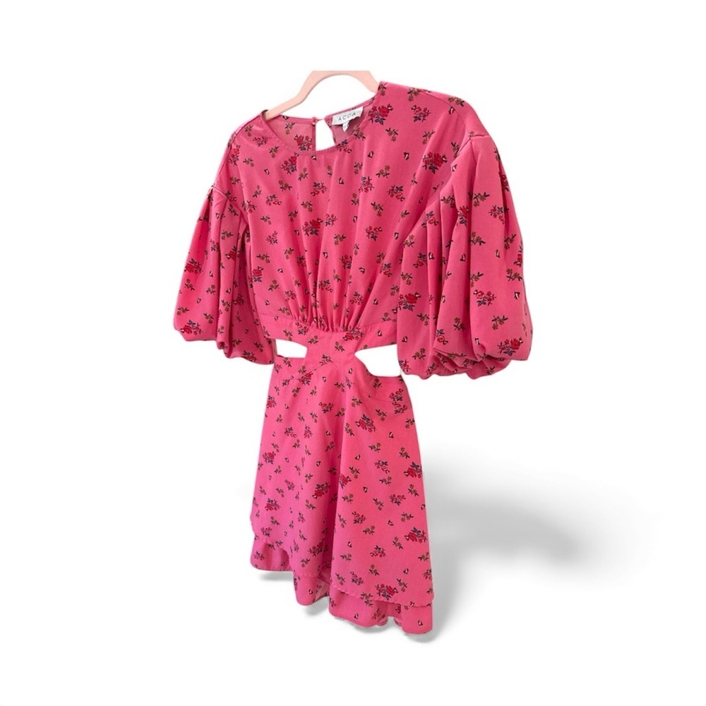 Vici-Pink Floral Cutout Dress with bow back - Picture 2 of 6